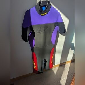 Vintage Polaris Adult XL Wetsuit Purple/Red. 19x20x45